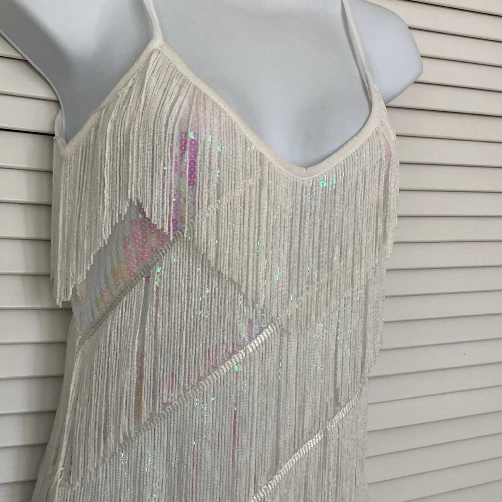 Vtg fringe white irridescent mini dress size XS approx 26.5 in long from pitt - Picture 3 of 6